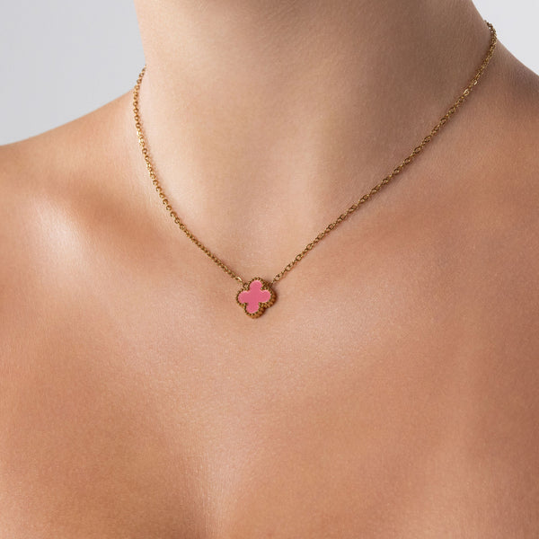 Pink Clover Kette Tragebild