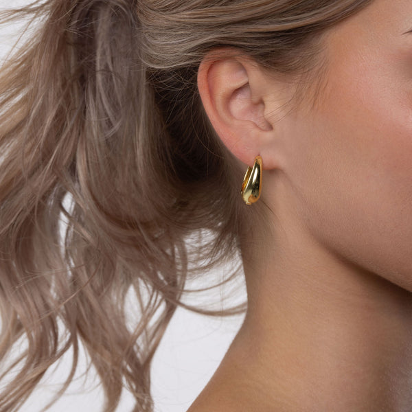 Cleo Ohrringe Tragebild